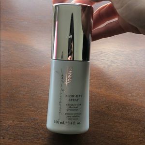 Kendra platinum blow dry spray